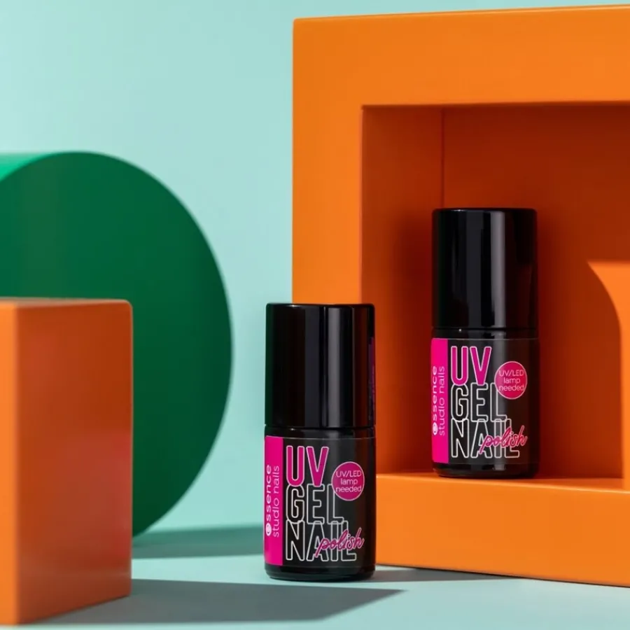 Essence Studio Nails UV GEL NAIL Polish von