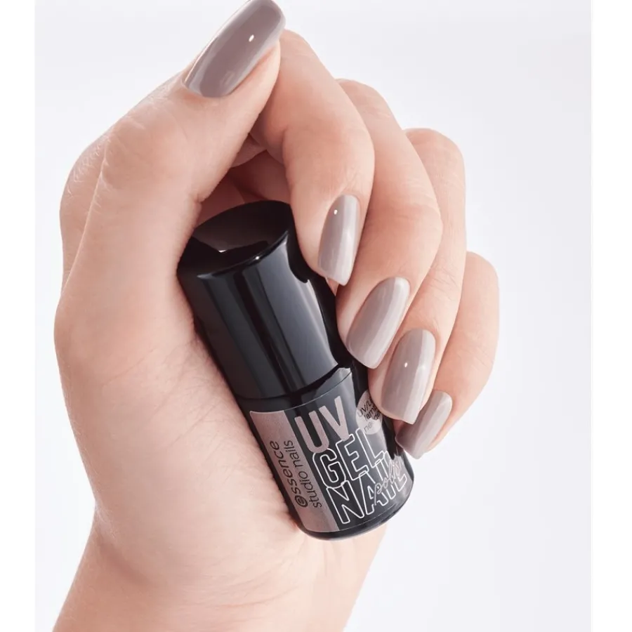 Essence Studio Nails UV GEL NAIL Polish von