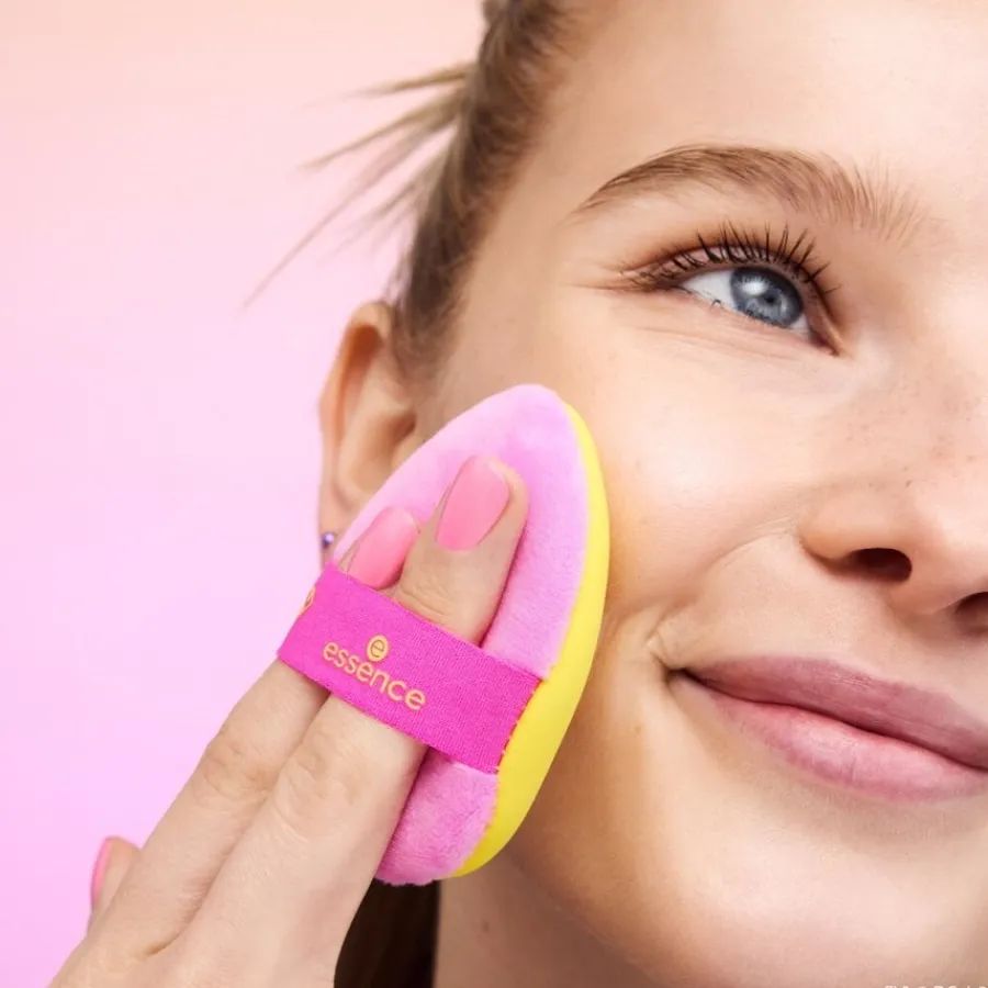 Essence Superman Double Sided Powder Puff von