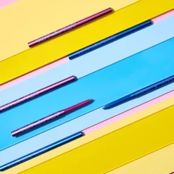 Essence Superman Duochrome Eyepencil von New