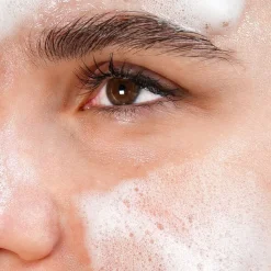 Teaology Tea Glow Exfoliating Cleansing Foam von Sale