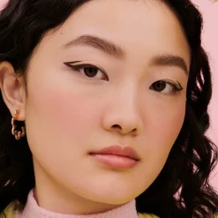 Benefit Teint Dandelion Rouge Mini von Online