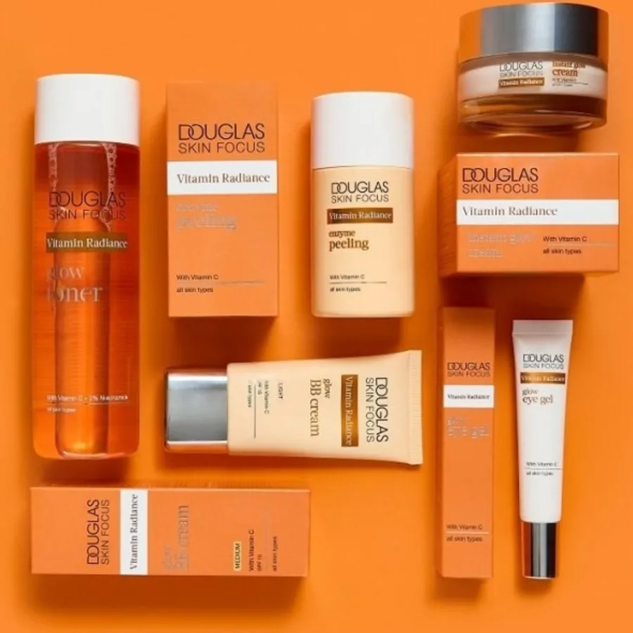 Douglas Collection Teint Glow BB Cream SPF 15 von