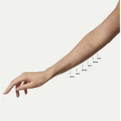 CHANEL TEINT GRUNDIERUNG ULTRA LE TEINT VELVET Foundation mit Weichzeichnereffekt. Samtig-mattes Finish. von Discount