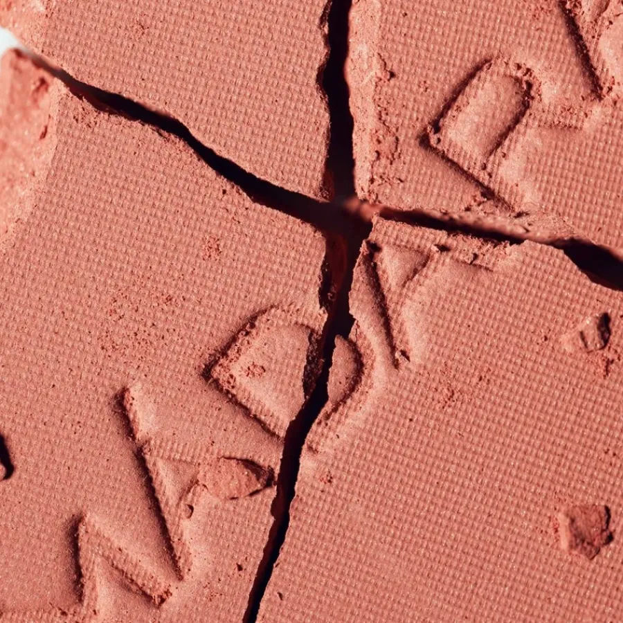 Mu00C1DARA Teint MAGNETIC BLUSH Mineral Cheek Blusher von MÁDARA