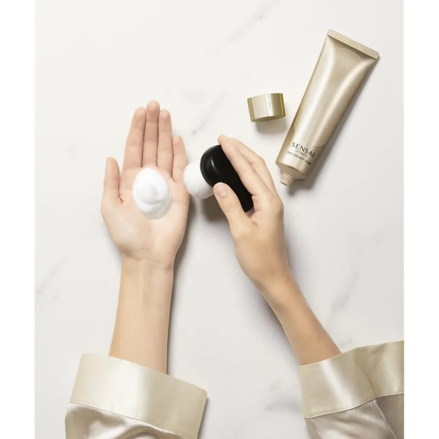 SENSAI Ultimate The Creamy Soap with Brush von