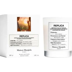 Maison Margiela Untitled Candle On A Date von