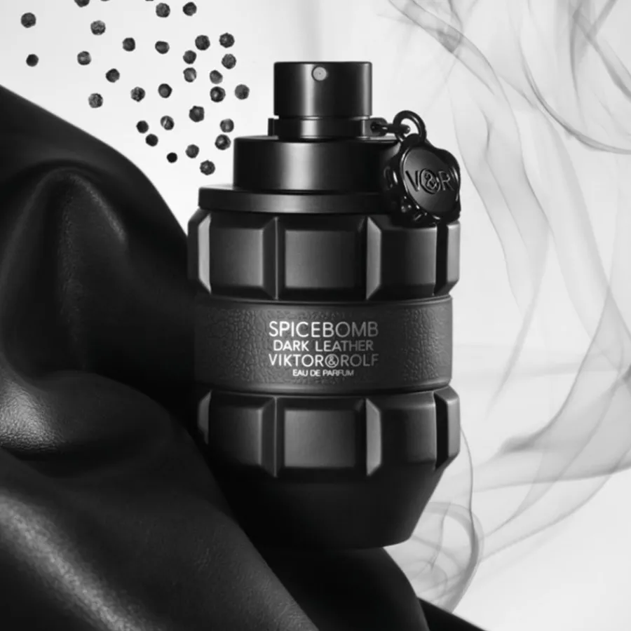Viktor u0026 Rolf Viktor & Rolf Spicebomb Dark Leather Eau de Parfum Spray