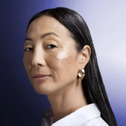 Shiseido Vital Perfection LiftDefine Radiance Night Concentrate von Online