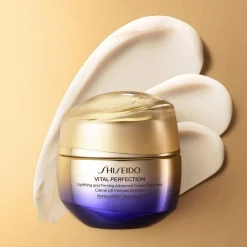 Shiseido Vital Perfection Uplifting and Firming Advanced Cream Enriched von