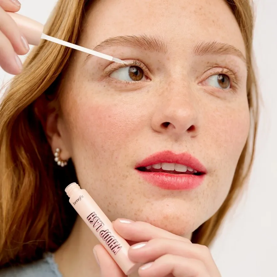 Benefit Wimpernpflege Whoop Lash - Wimpernserum von Sale