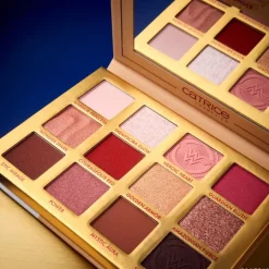 Catrice Wonder Woman Eyeshadow Palette von Hot