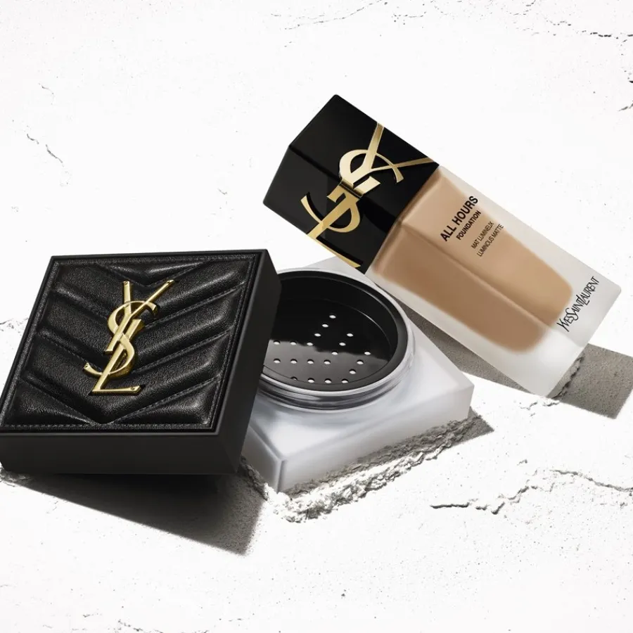 Yves Saint Laurent Encre de Peau All Hours Foundation
