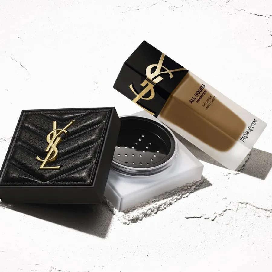 Yves Saint Laurent Encre de Peau All Hours Foundation