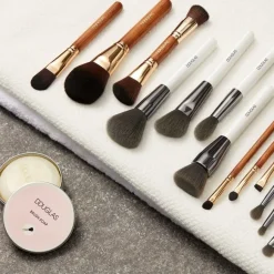 Douglas Collection Zubehör Contouring Brush von